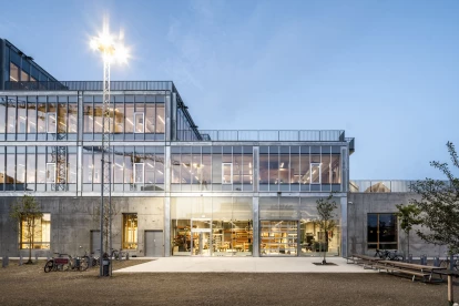 新奥胡斯建筑学院培养车间式学习和空间概念